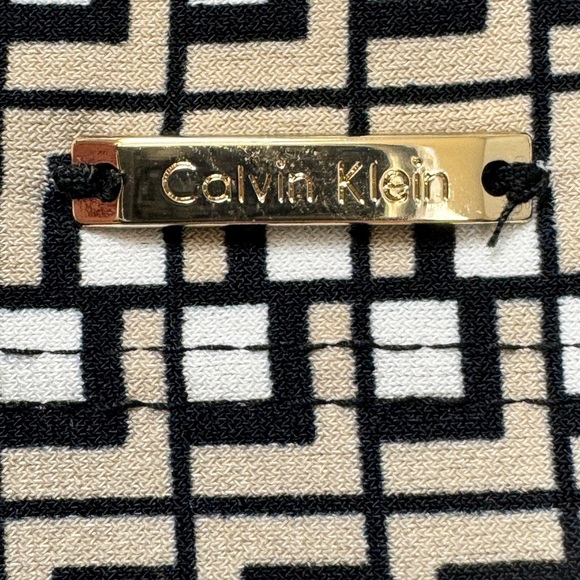 Calvin Klein Blouse Tank Top Beige, White, Black Geo Print - Size Petite Small - Picture 3 of 5